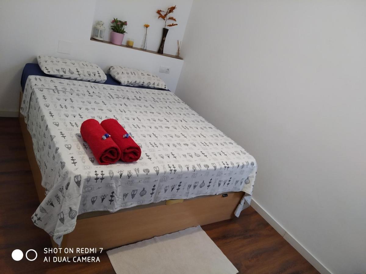 Apartment On Carrer Del Dr. Lluch Βαλένθια Εξωτερικό φωτογραφία